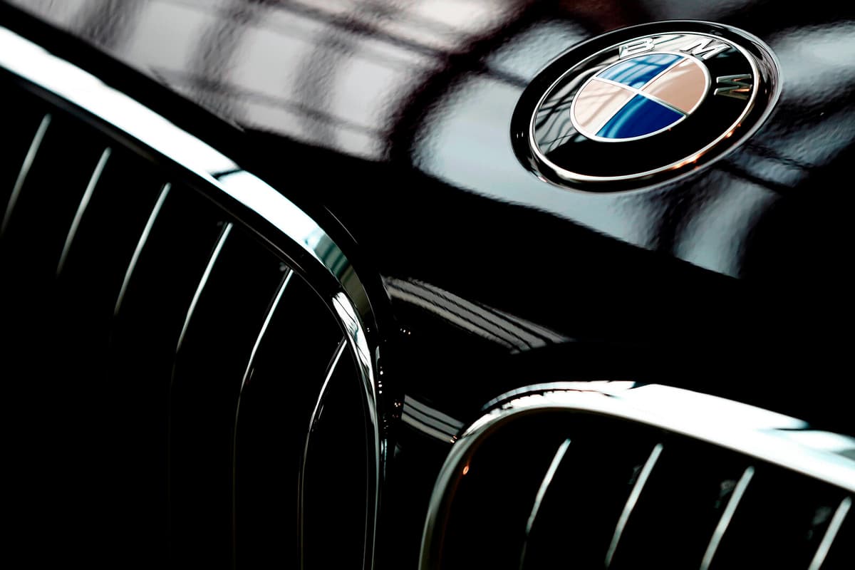 BMW issues profit warning after brake failure