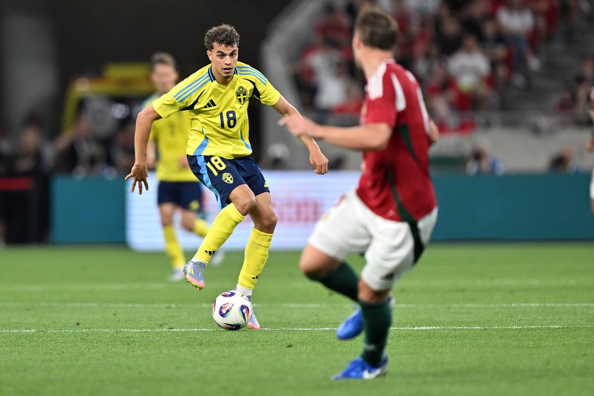 Sweden's National Team Sticks with Winning Midfield Against Algeria