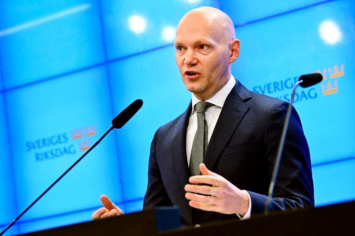 Government Offers 220 Billion Kronor Loans for New Nuclear Power
