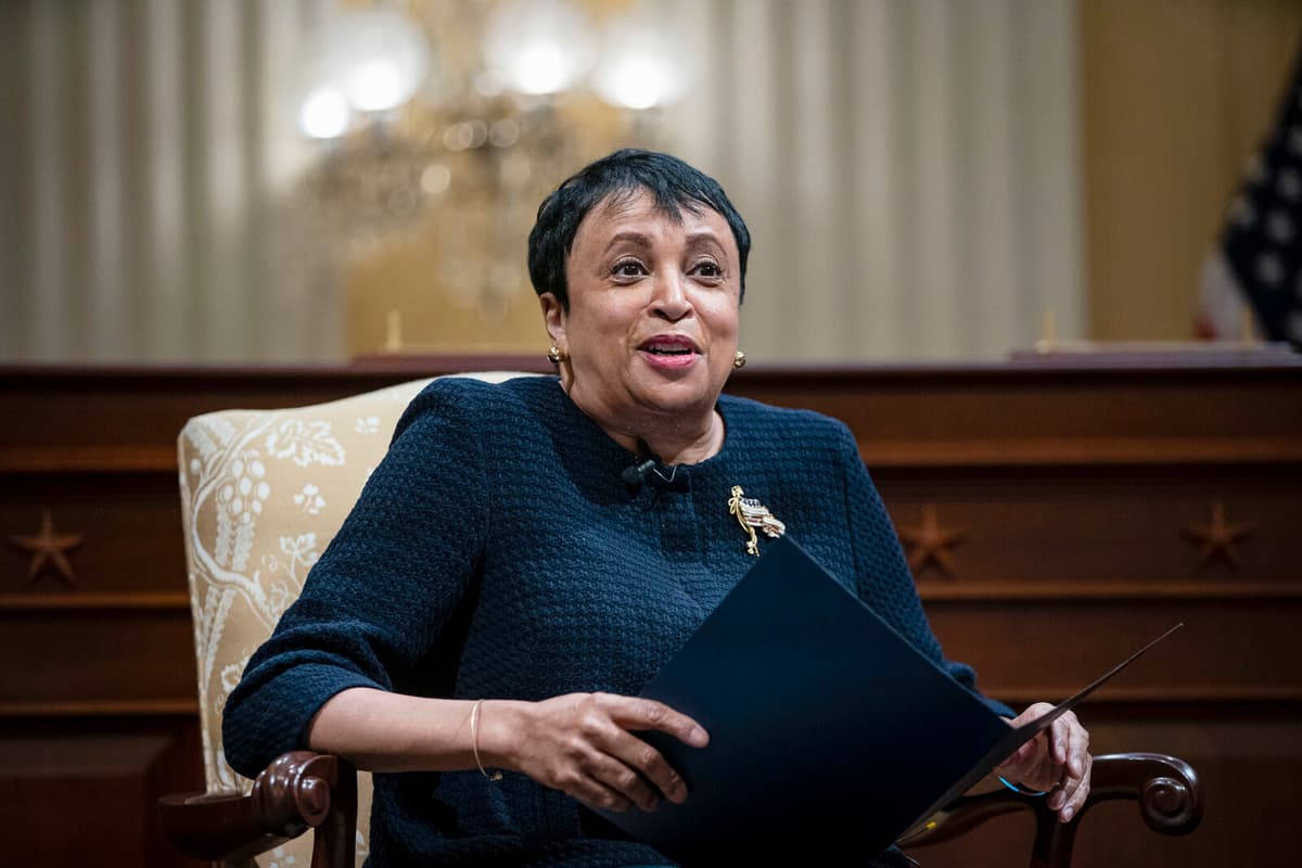 Trump Dismisses Librarian of Congress Over Book Controversy