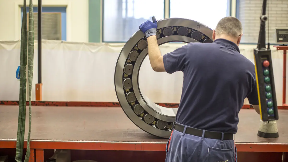 SKF Revenue Meets Analyst Expectations in Third Quarter