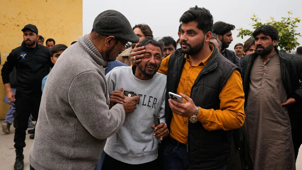 Explosion during Friday prayers leaves bodies everywhere in Islamabad