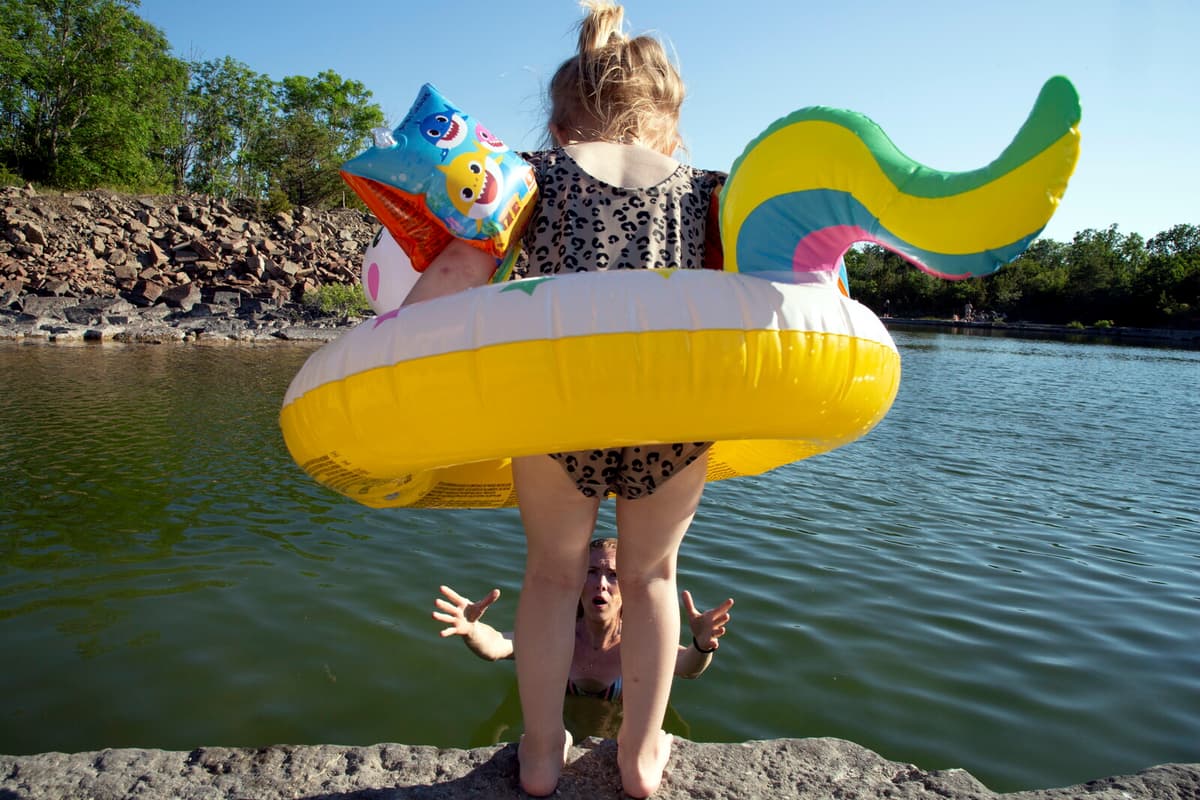 Police Respond to Child's Cry for Help in Oxelösund