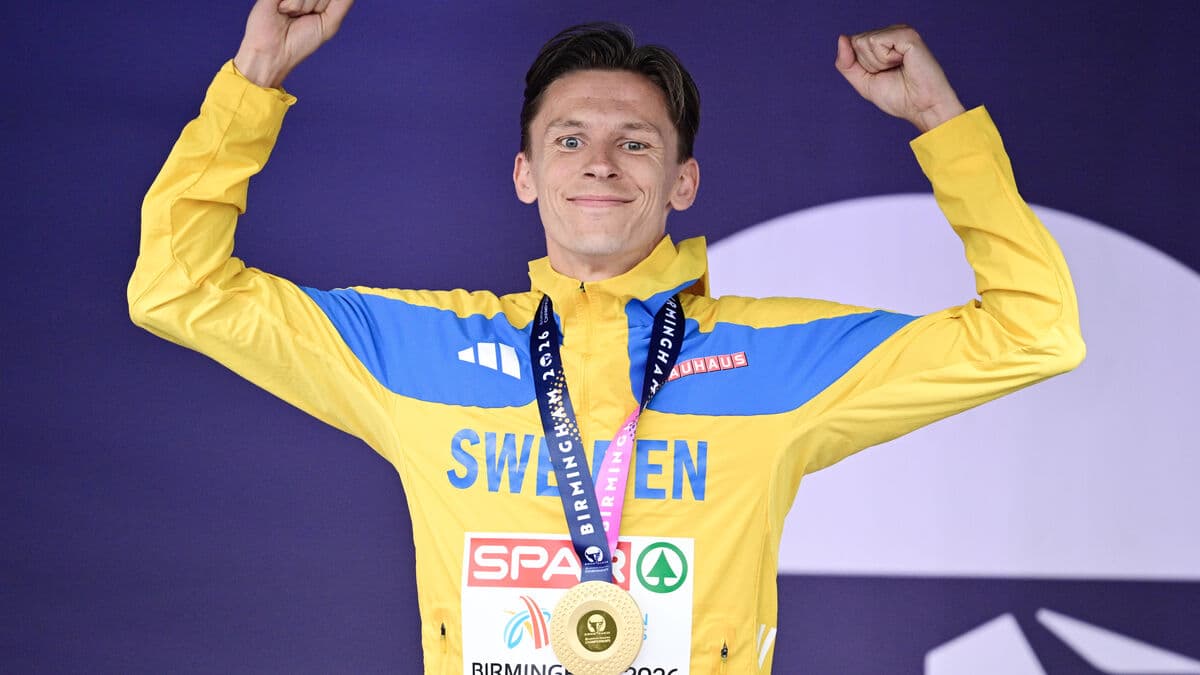Swedes Almgren and Pihlström receive European Championships medals after emotional night