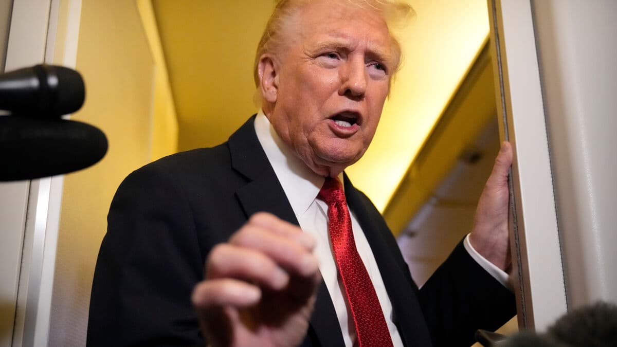 Trump Suggests Dividing Ukrainian Donbass to End Conflict