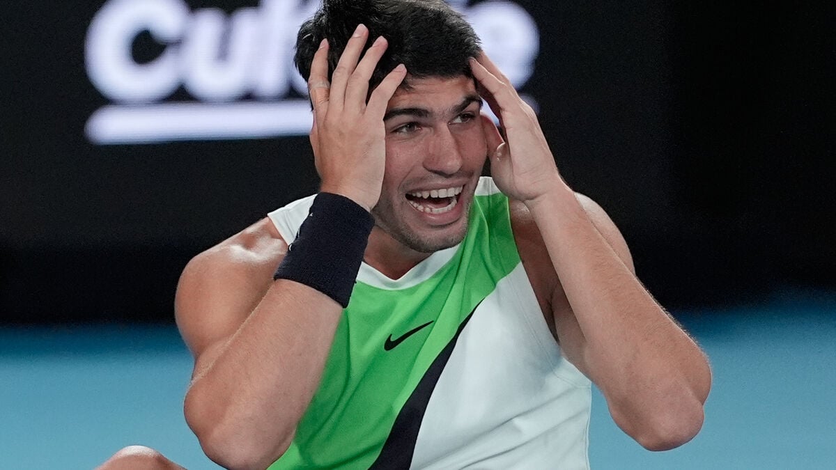 Carlos Alcaraz wins Australian Open - makes history