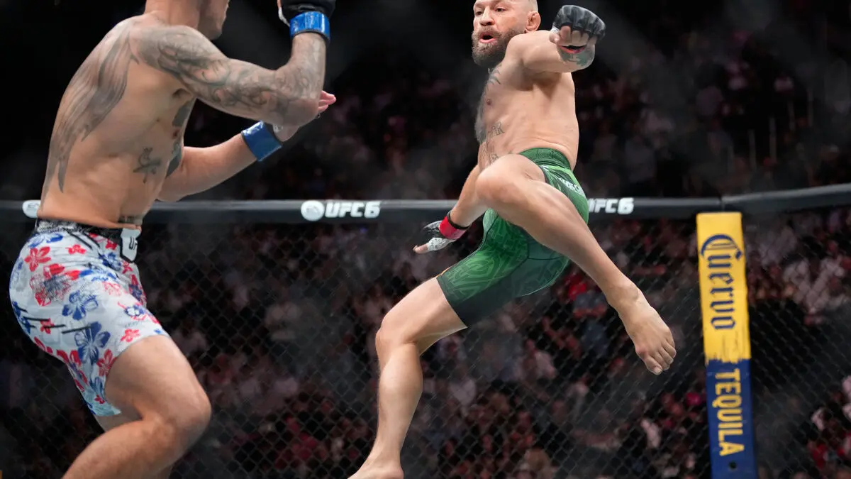 McGregor faces surgery, plans one more fight after knee injury