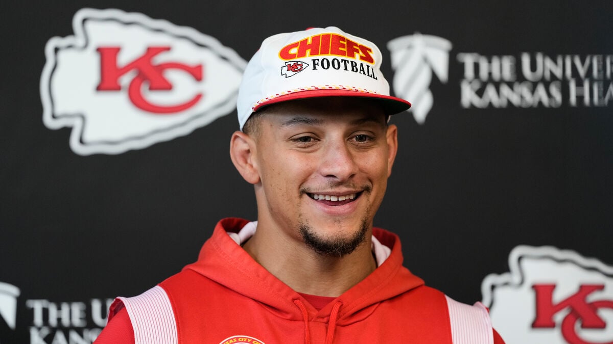 Patrick Mahomes signs record contract with Kansas City Chiefs worth almost 4.8 billion kronor