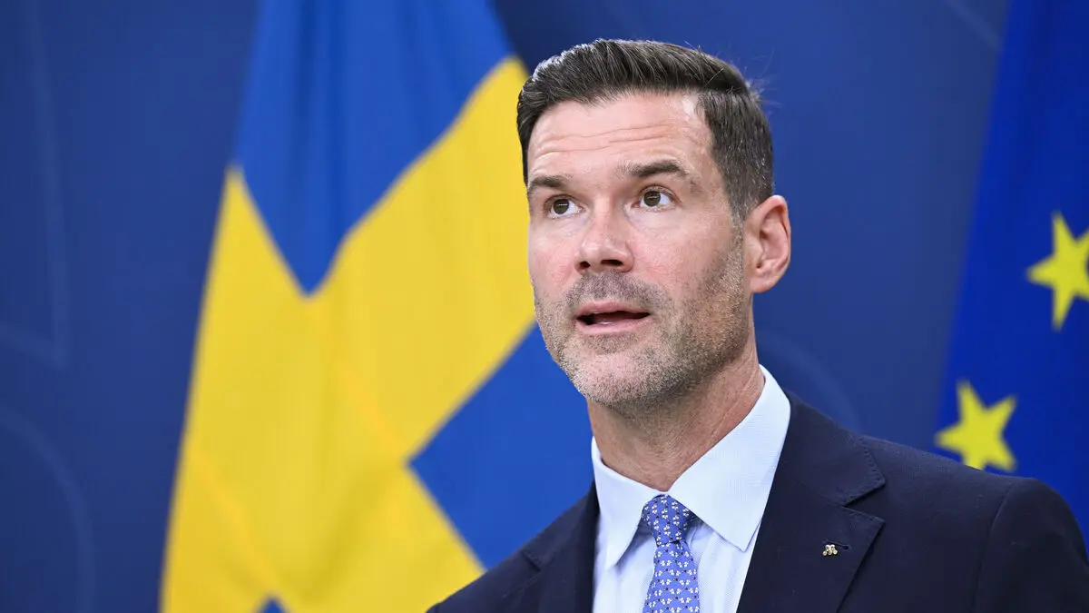 Citizenship test may be delayed for two years