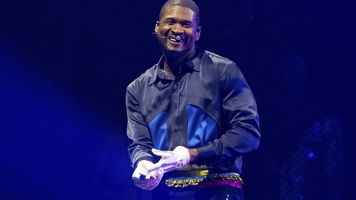Usher responds to doppelganger claims after viral concert speculation