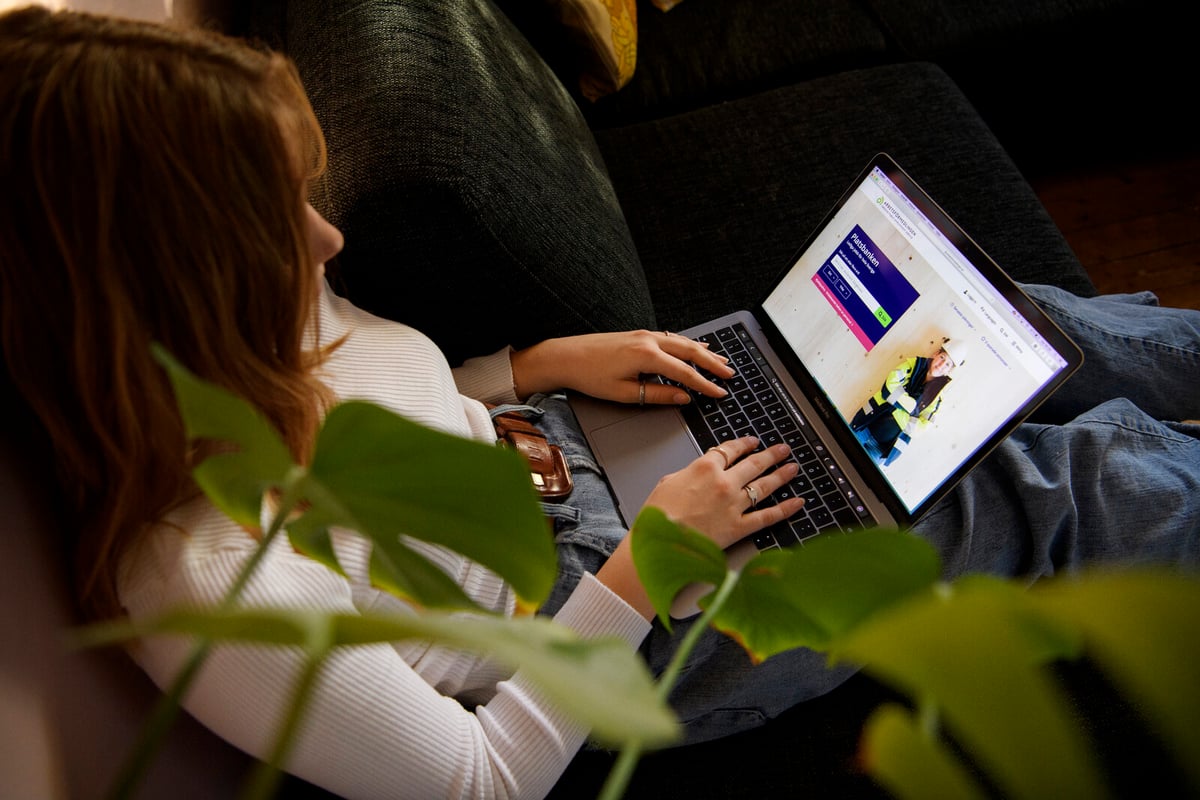 HR Managers Overwhelmed by AI-Generated Job Applications