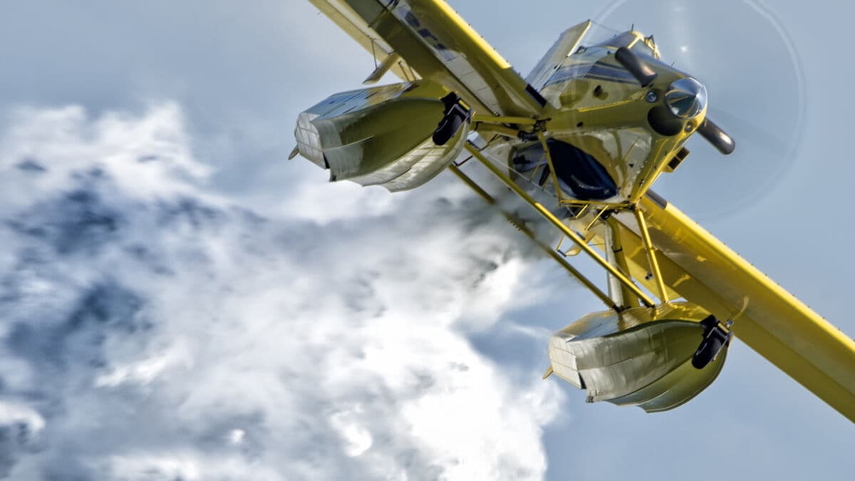 Swedish water-bomber planes arrive in France to help fight wildfires