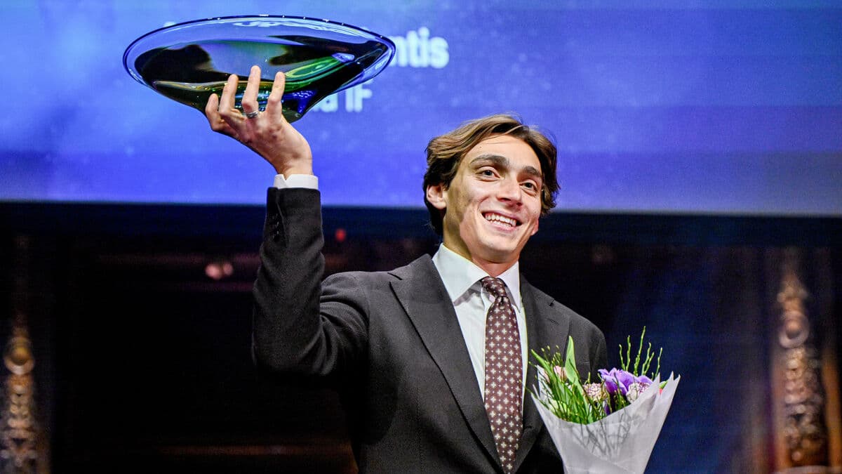 Duplantis' dream: Mom and Dad receive the leadership award