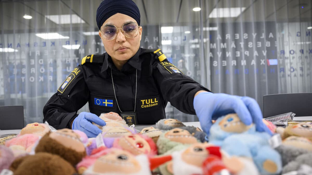 Record number of dangerous toys destroyed by customs