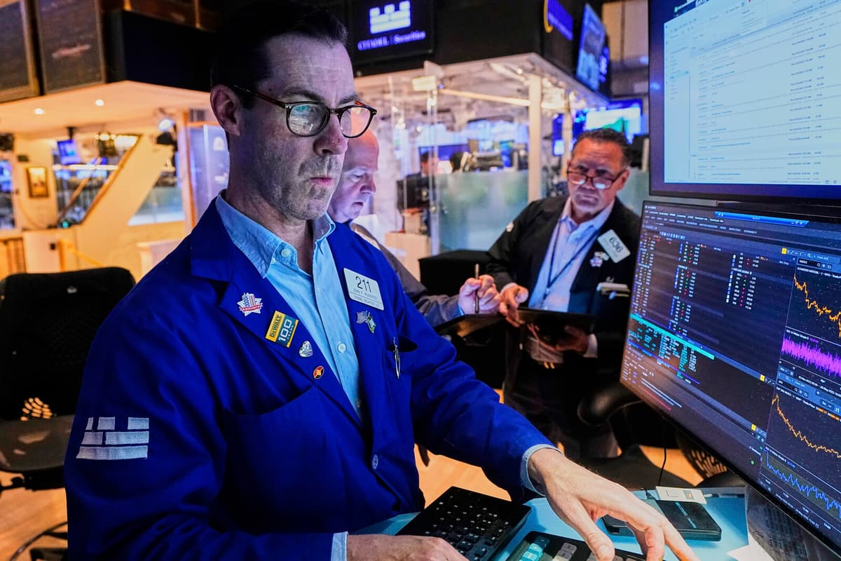 Nvidia Stock Rises After Strong Quarterly Report Amid Market Volatility