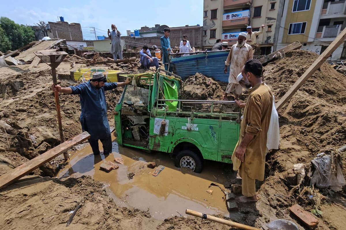 Rescue Efforts Intensify for Pakistan Monsoon Flood Survivors