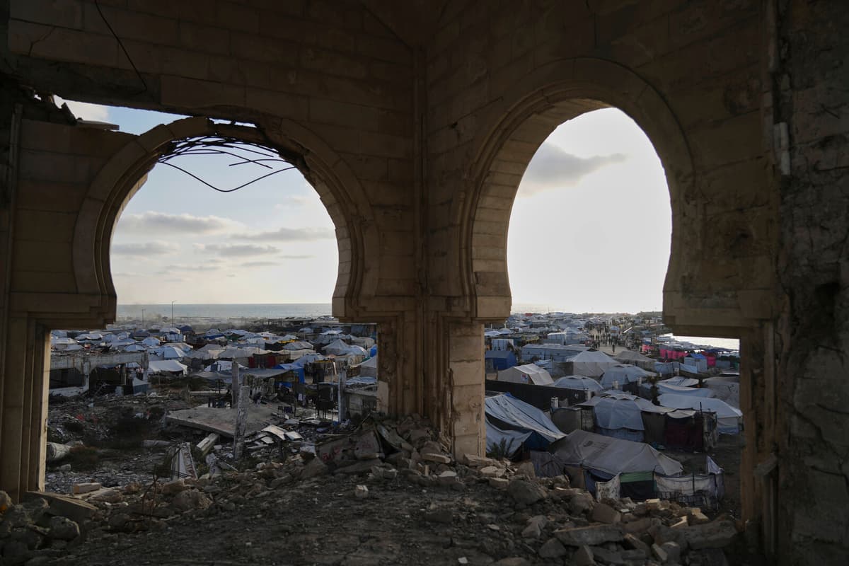 Israel Urges Immediate Evacuation of Khan Yunis Amid Imminent Attack