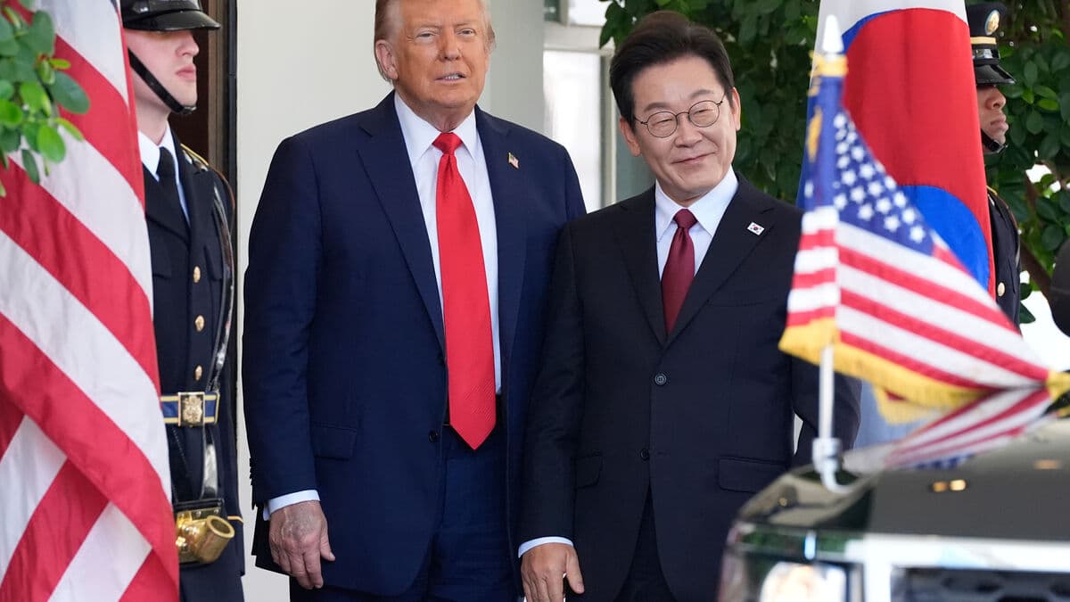 Trump threatens to raise tariffs on South Korea