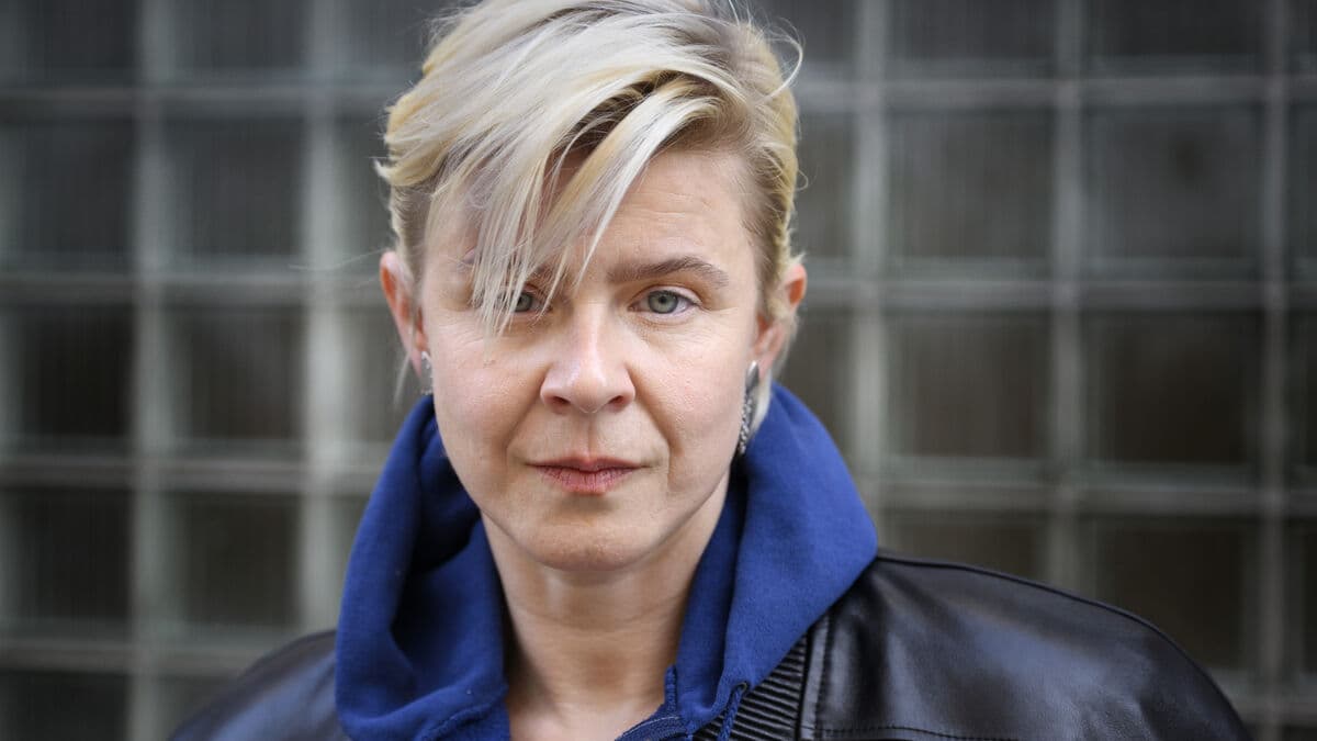 Anger towards Robyn after postponed
