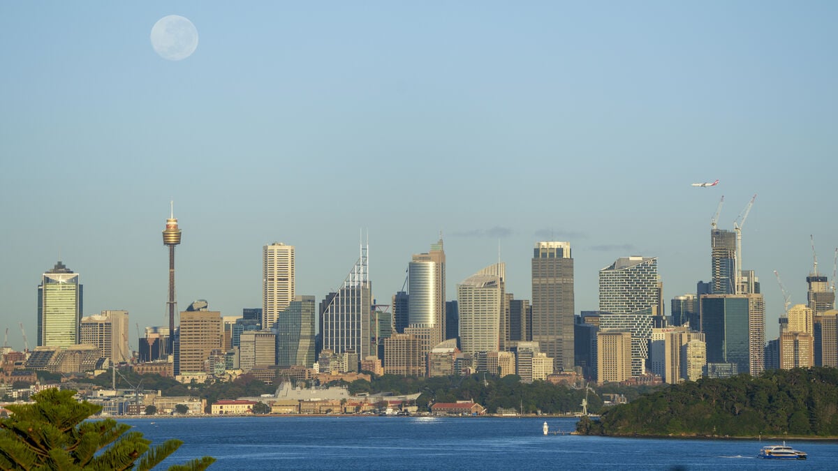 Australia raises key interest rate for third consecutive meeting