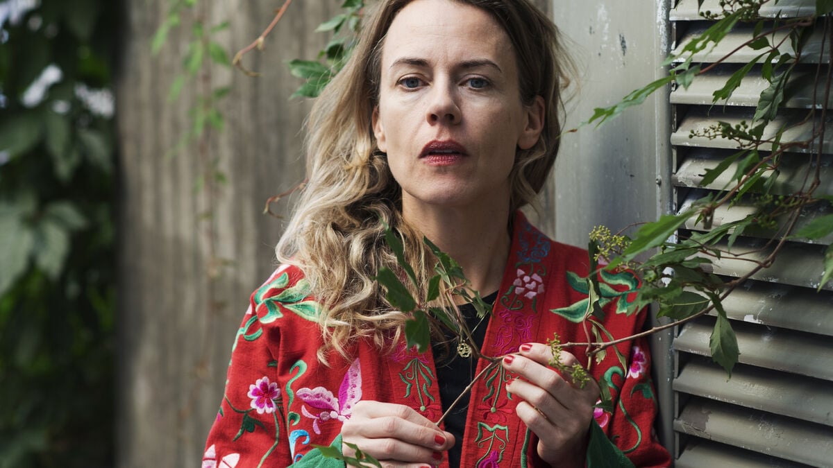 Annika Norlin's songs become theater in new musical We Are Mammals