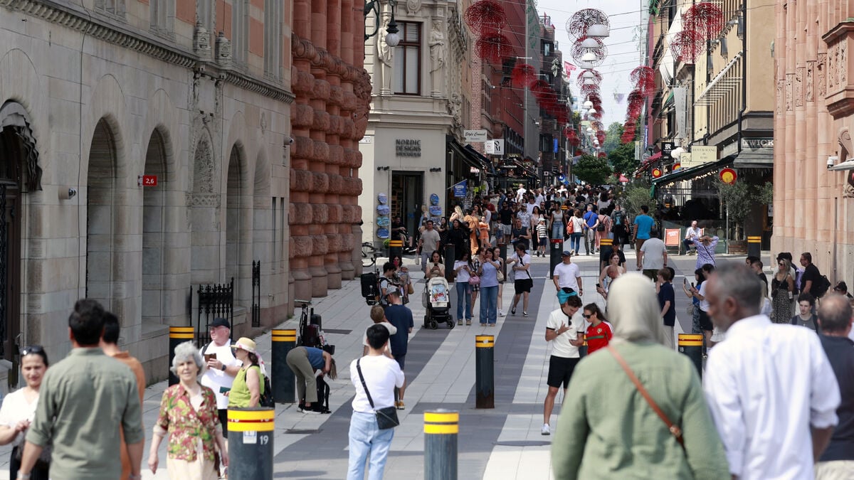 Swedish households grow less pessimistic as confidence rises in July