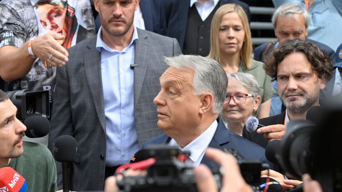 Hungary puts obstacles to Viktor Orbán's return