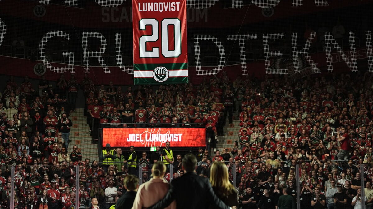 Joel Lundqvist’s No. 20 jersey raised to the rafters as Frölunda icon fights back tears