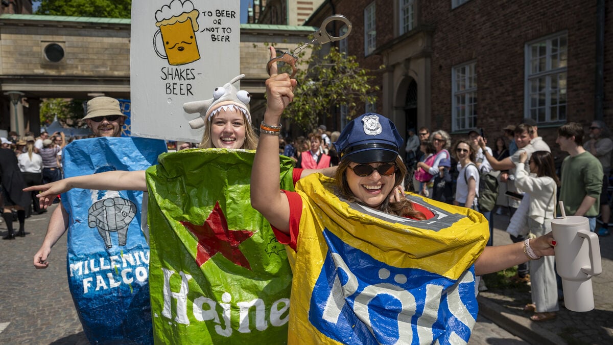 Folk festival in Lund as Lundakarnevalen takes over the city
