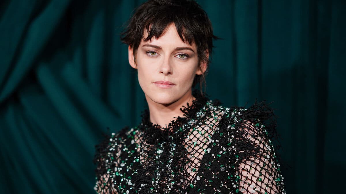 Hollywood stars protest giant deal merging Paramount Skydance and Warner Bros. Discovery