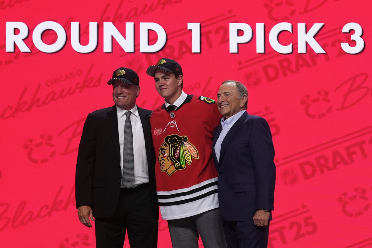Anton Frondell Signs Three-Year Contract with Chicago Blackhawks