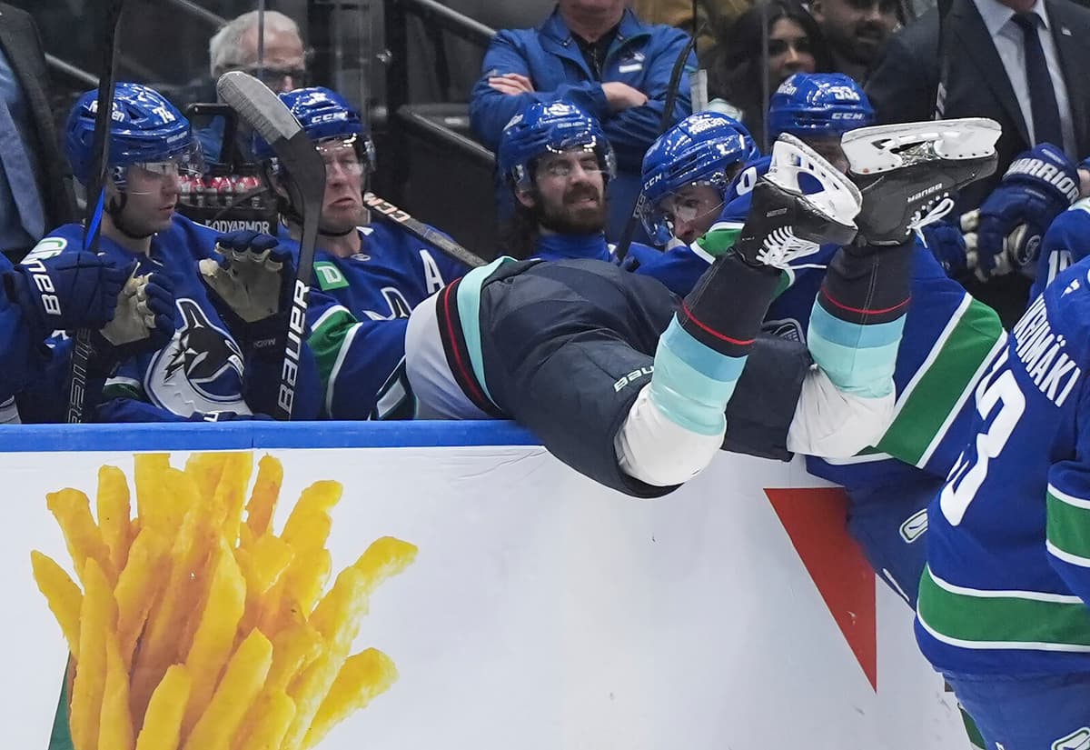 Vancouver's Playoff Hopes Dim After 5-0 Loss to Seattle