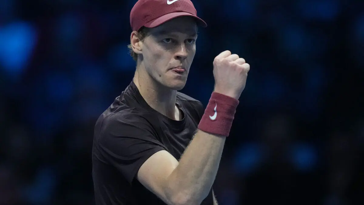 Sinner's superb suite lives on – to the final in Turin