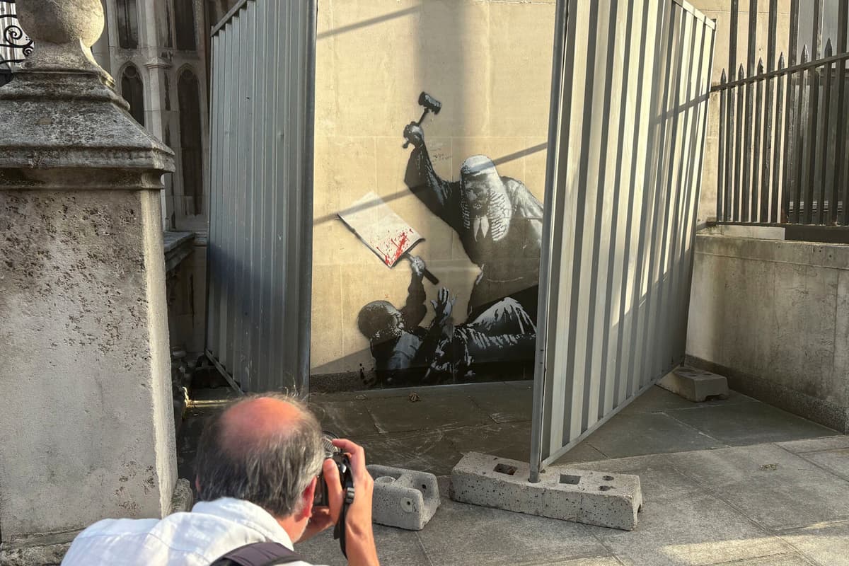 Banksy Mural Removed from Historic London Wall