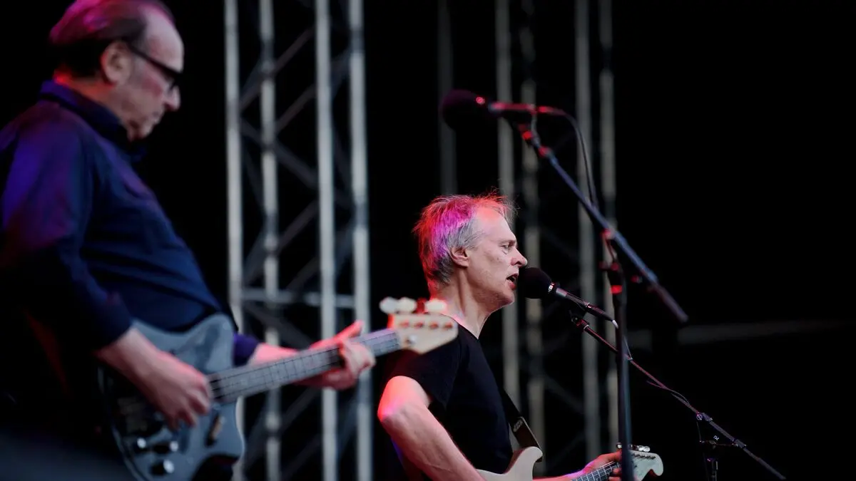 Fred Smith, Television bassist, dies at 77