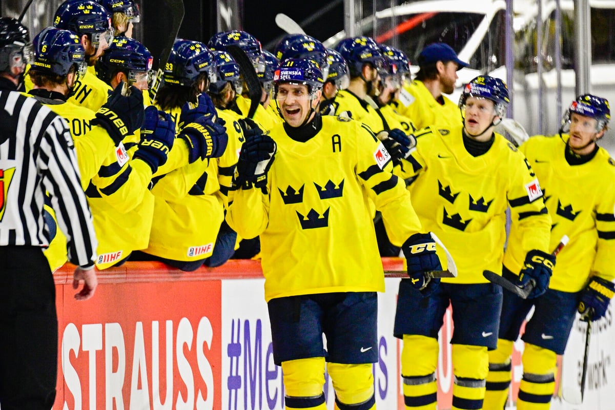 Mikael Backlund Leads Sweden to World Championship Bronze Victory