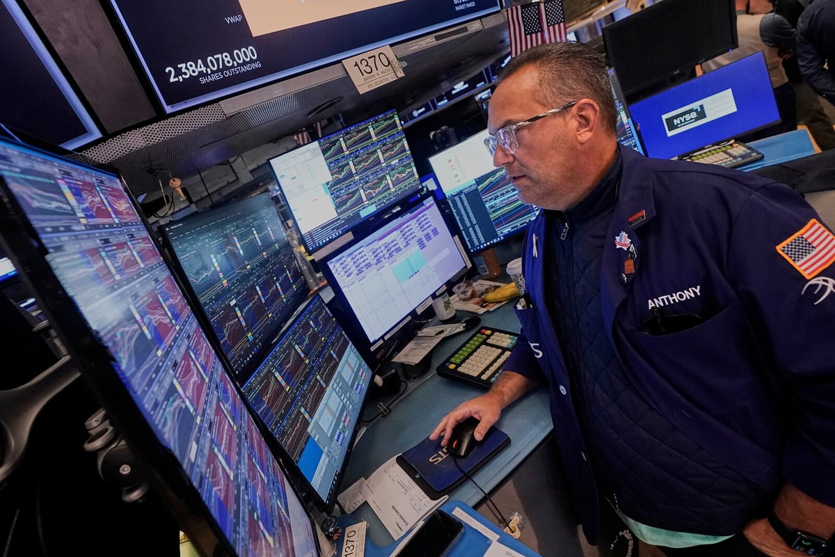 Wall Street Rises After US Interest Rate Cut Announcement