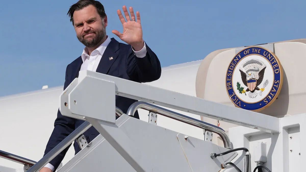 Sources: J.D. Vance to travel