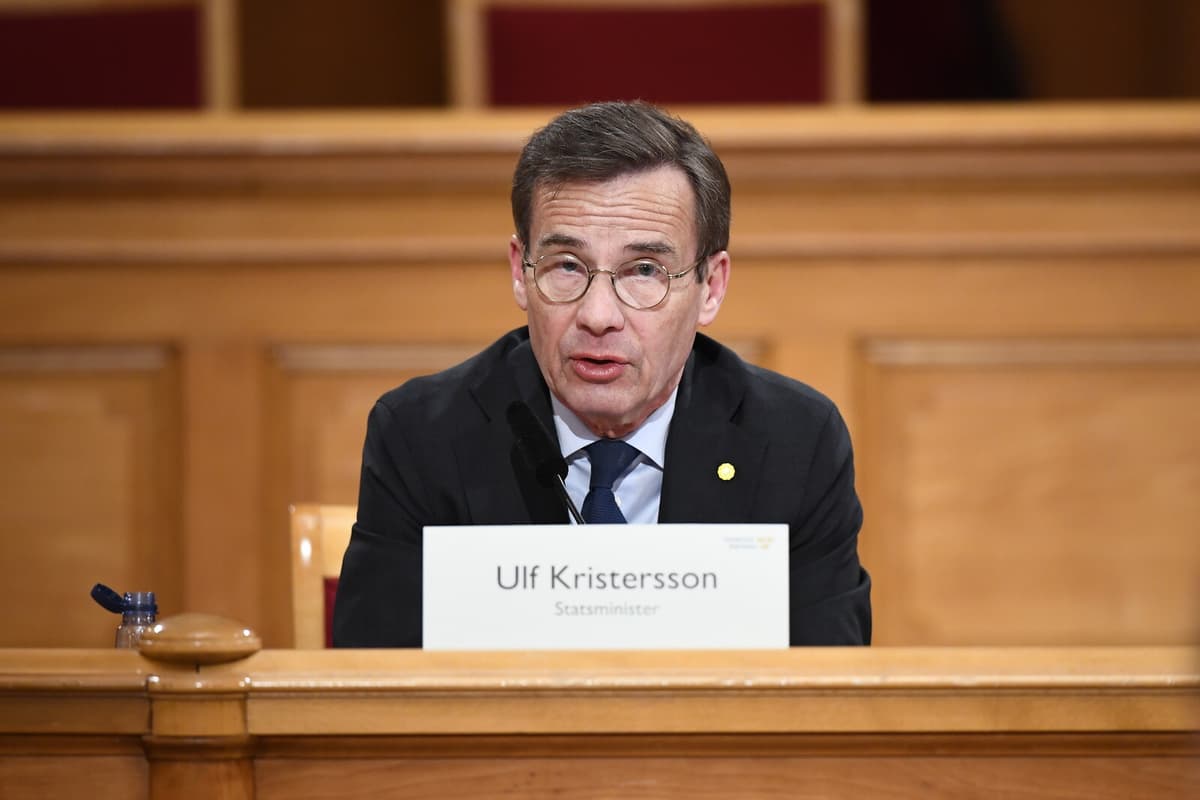 Kristersson Defends Climate Policy Amid Criticism in Constitutional Committee