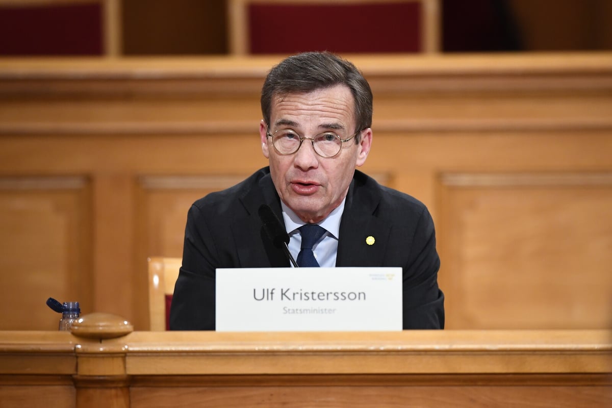 Kristersson Defends Climate Policy Amid Criticism in Constitutional Committee