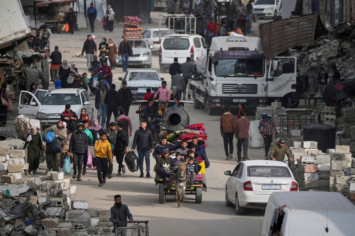 Swedes Evacuated from Gaza Share Relief and Longing for Home