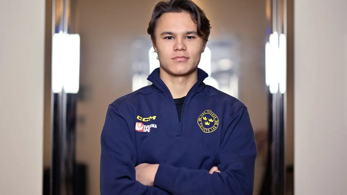 Herman Liv back at HV71 - can wear dad's No. 1