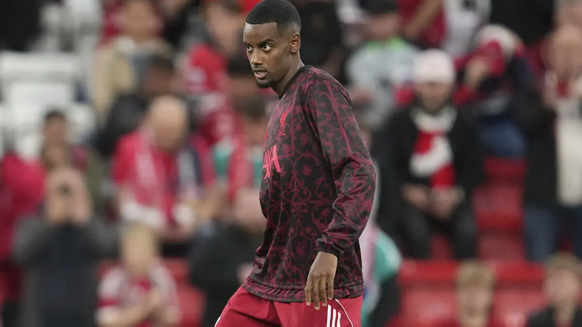 Isak on the bench for Liverpool in the big meeting