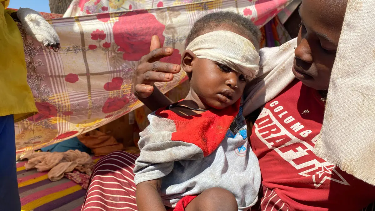 Tens of thousands flee as Sudan's fighting escalates