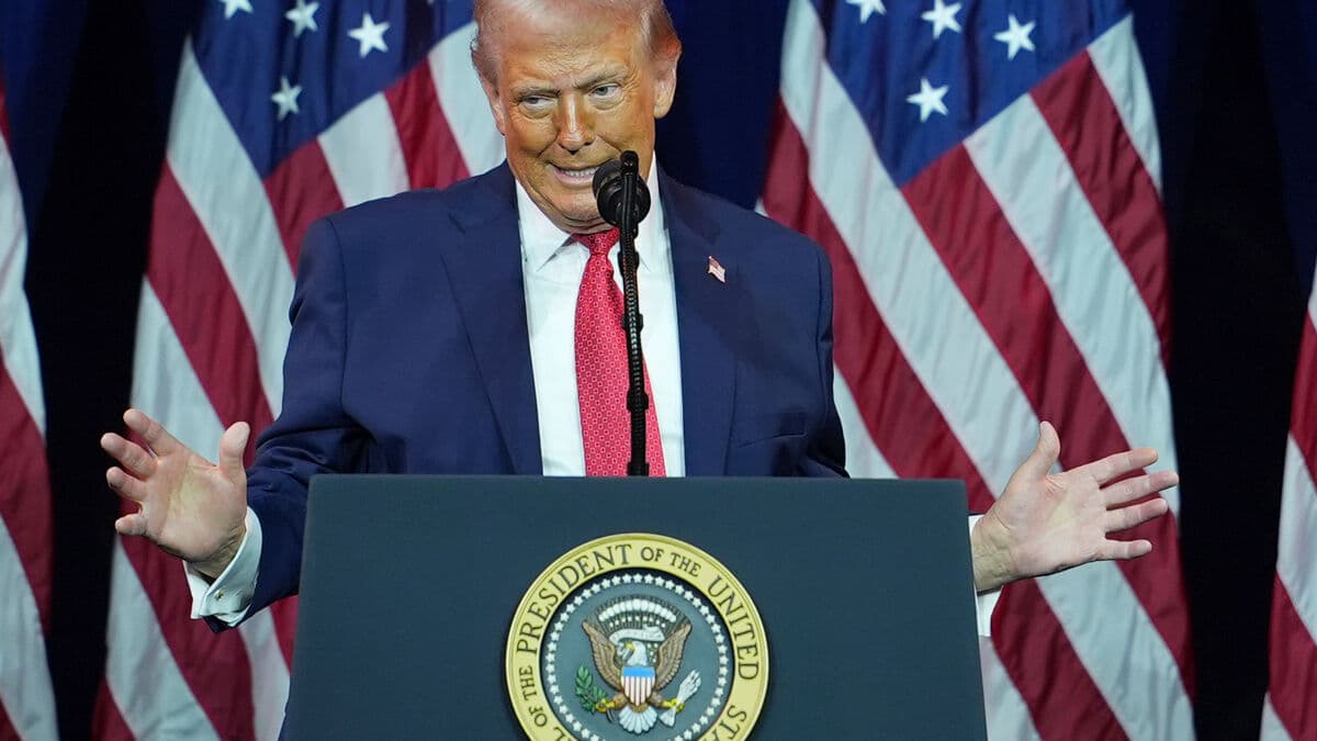 Trump says U.S. will start cracking down on drug cartels