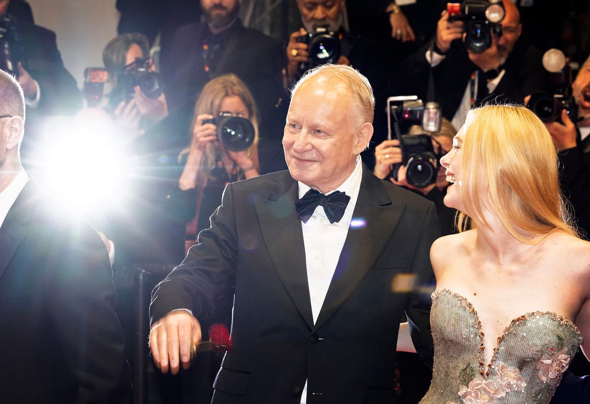 Stellan Skarsgård Receives Honorary Heart of Sarajevo Award