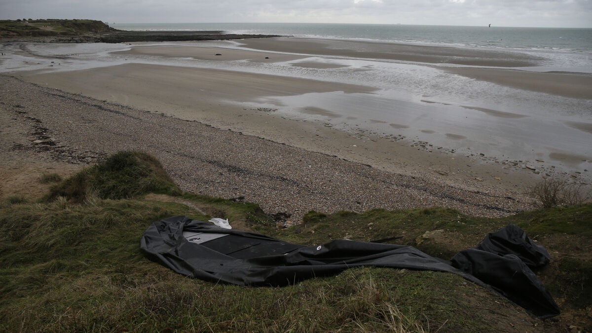 Four dead while trying to cross the English Channel