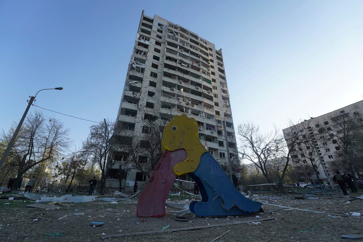 New Russian Attacks on Ukraine Leave 11 Dead, Over 100 Injured