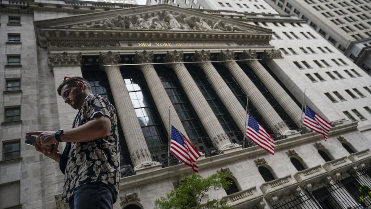 Wall Street mixed as oil prices plunge 9% on Iran peace talks, Nvidia falls nearly 5%