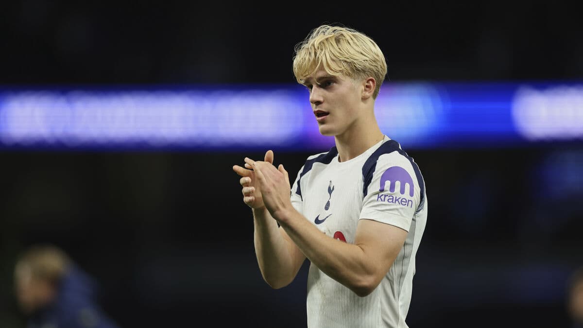 Tottenham Receives 1.26 Billion Kronor Investment Boost